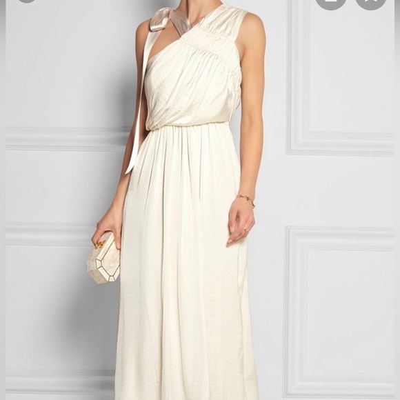 Dress - Picture 3 of 13